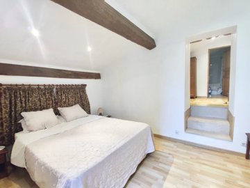 98bf30e97b951f51450d4ddfc3a118c0d6faddb6dd192