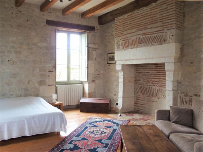 Image No.2-5 Bed House for sale