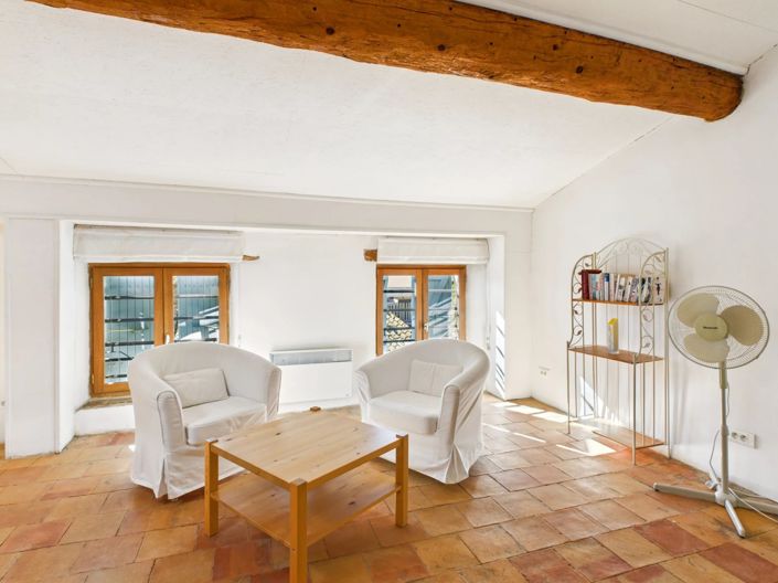 Image No.10-8 Bed House for sale