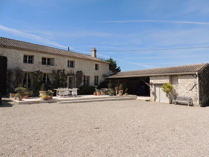 Image No.7-5 Bed House for sale