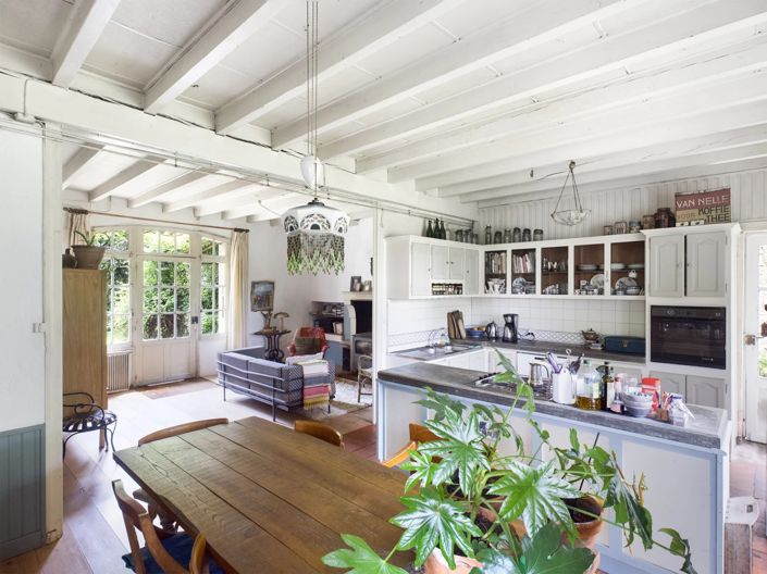 Image No.11-9 Bed House for sale