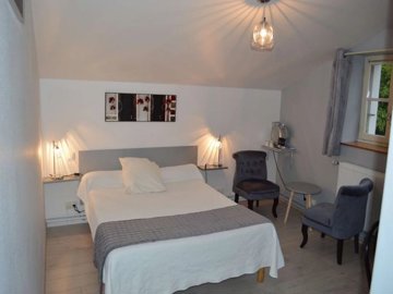 d63794c1608075aeb614572d5bcb6356d700c3a53d192