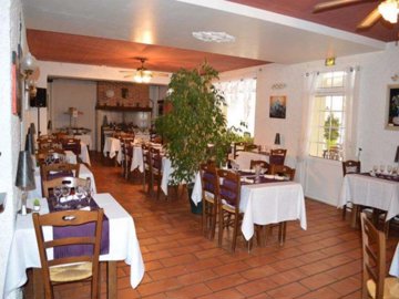 d1e71a92f1493d5b2a08de2e3ea6649c70dabcf54f192