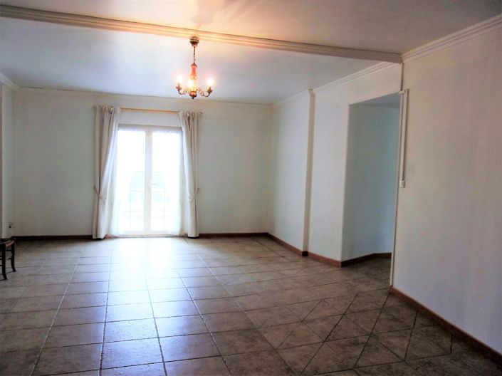 Image No.10-3 Bed Village House for sale