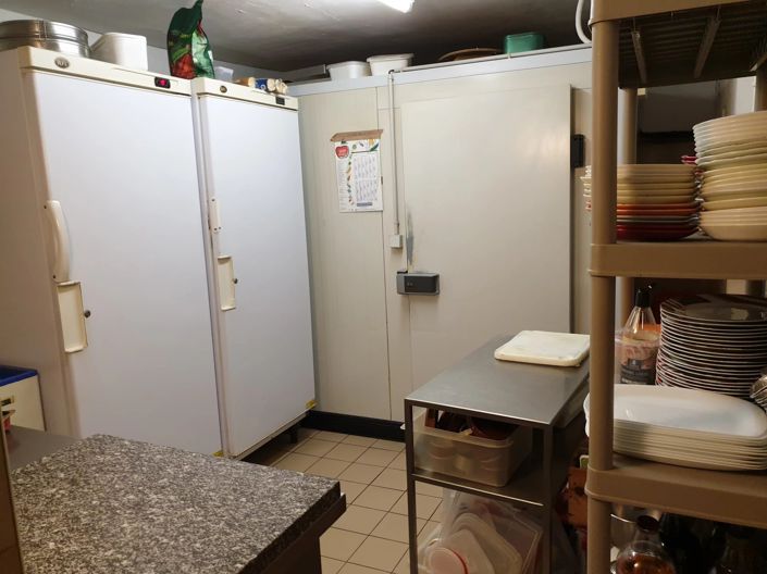 Image No.6-5 Bed House for sale