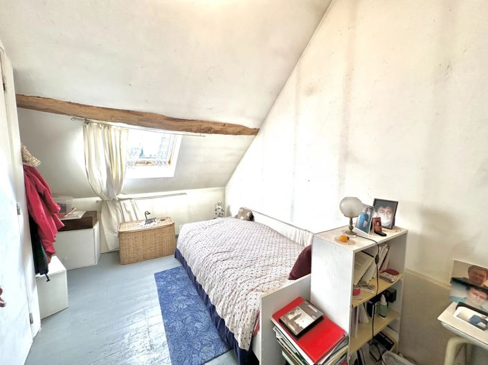 Image No.10-2 Bed House for sale