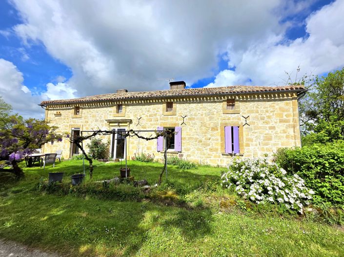 Image No.1-8 Bed Farmhouse for sale