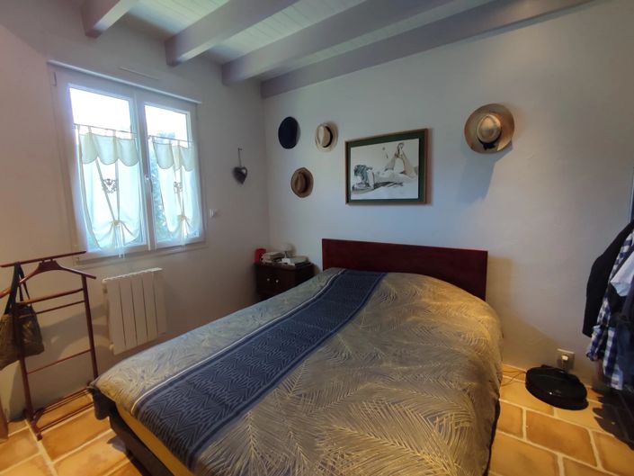 Image No.10-10 Bed House for sale