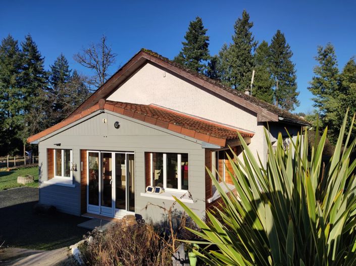 Image No.11-10 Bed House for sale