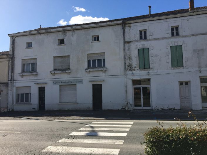 Image No.2-Commercial de 5 chambres à vendre à Eymet