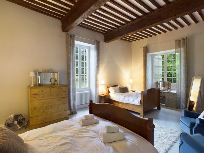 Image No.12-7 Bed House for sale