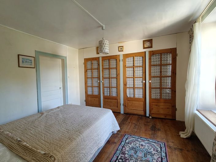 Image No.11-3 Bed House for sale