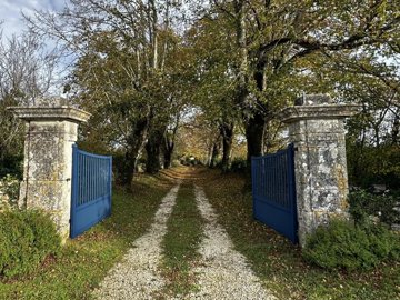 128b9079b16138cfb88c34d4c4f12f3cea8f1cfd1d192