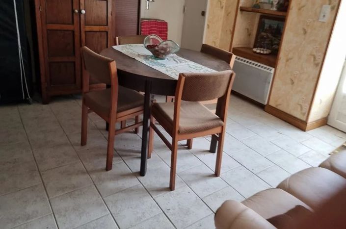 Image No.3-1 Bed House for sale