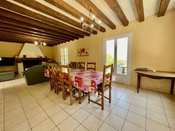 4a42eed545de0759b7b9fca87b087918a6f0354fe0192