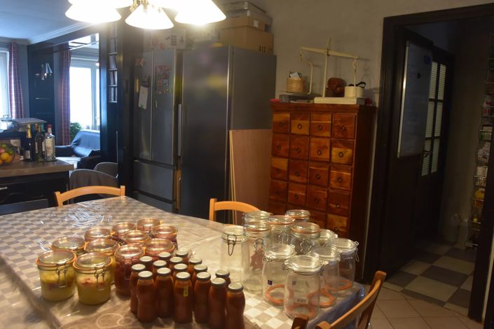 Image No.10-6 Bed House for sale