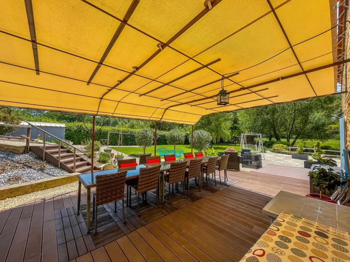 Image No.6-5 Bed House for sale