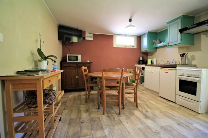 Image No.14-4 Bed House for sale