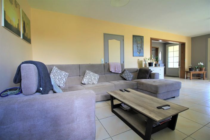 Image No.4-4 Bed House for sale