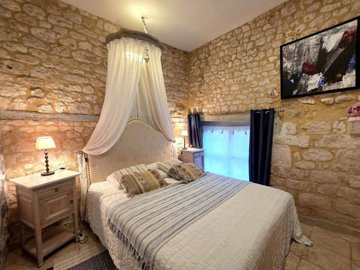 f8f576795b82f5f297c6aaf1a65b3cb9fa54856dc9377