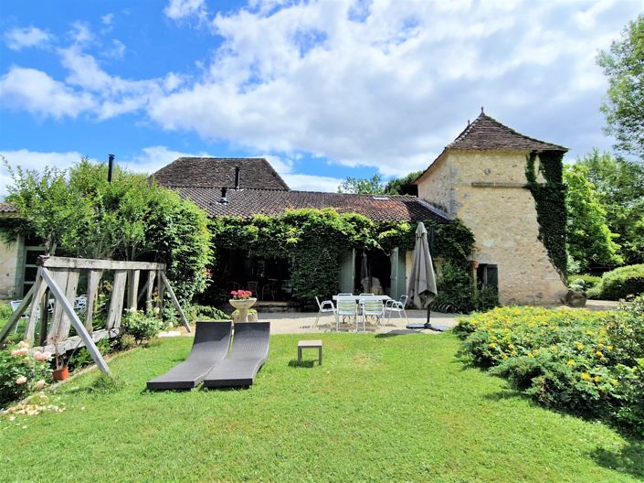 Image No.13-10 Bed House for sale