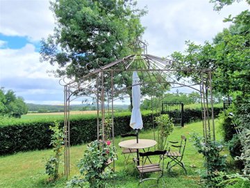 49b847ce33635c82239bcc5b6b80338e499bd42134400