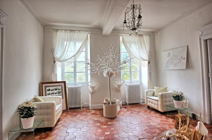 Image No.15-11 Bed House for sale