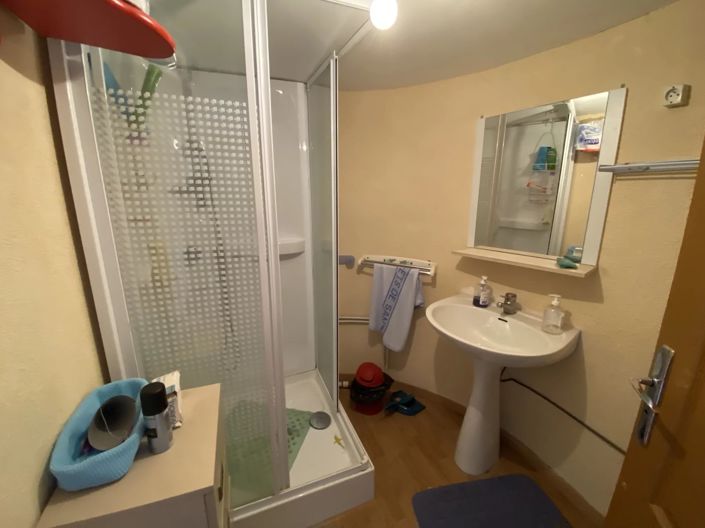 Image No.9-3 Bed House for sale