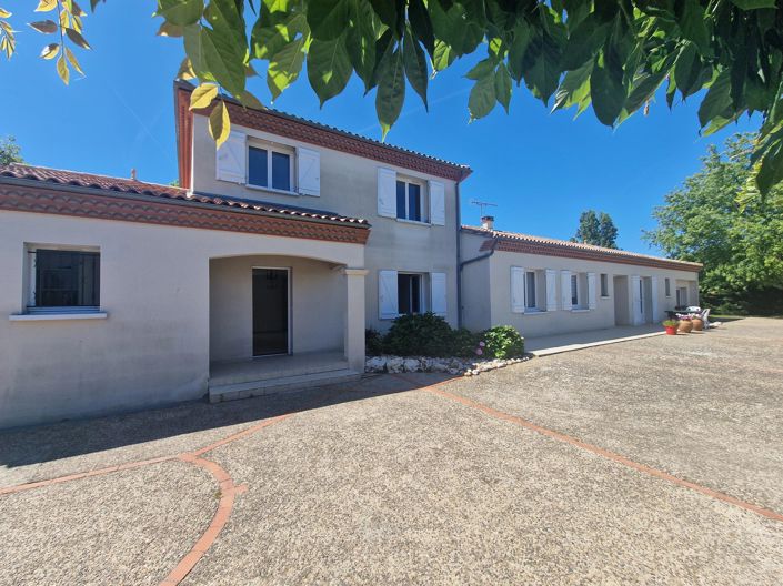 Image No.5-5 Bed House for sale