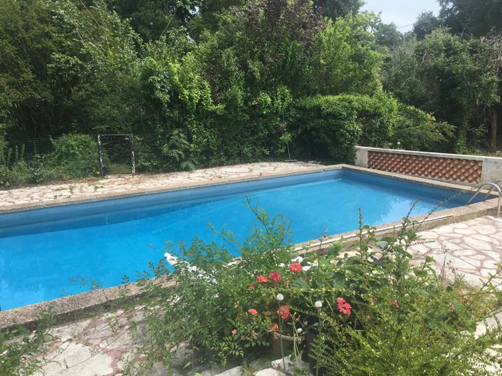 Image No.2-6 Bed House for sale