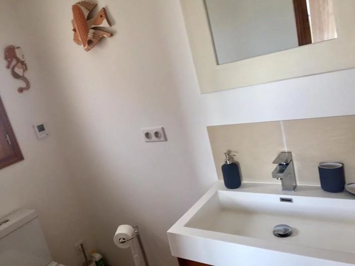 Image No.15-3 Bed House for sale