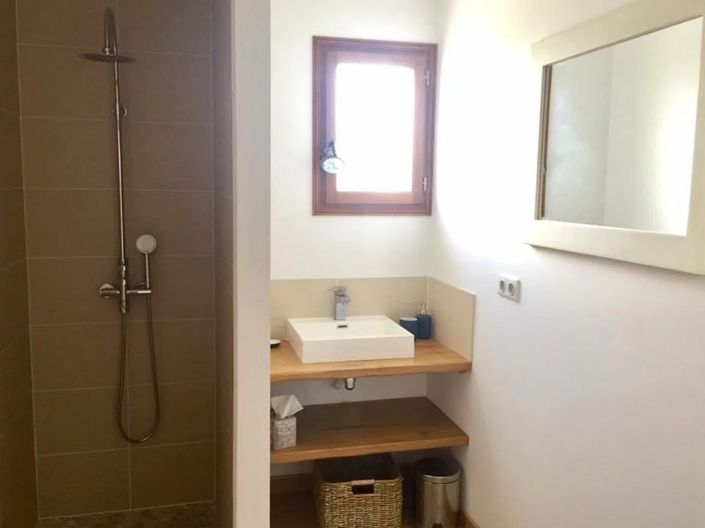 Image No.9-3 Bed House for sale