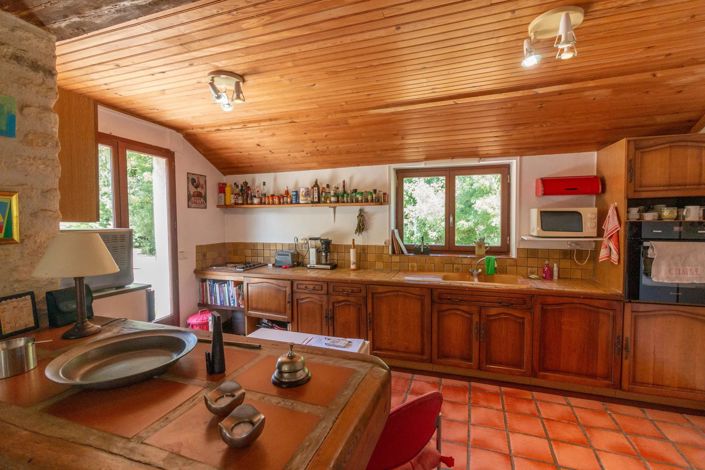 Image No.10-2 Bed House for sale