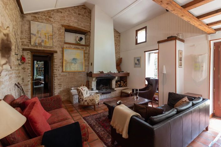 Image No.4-2 Bed House for sale