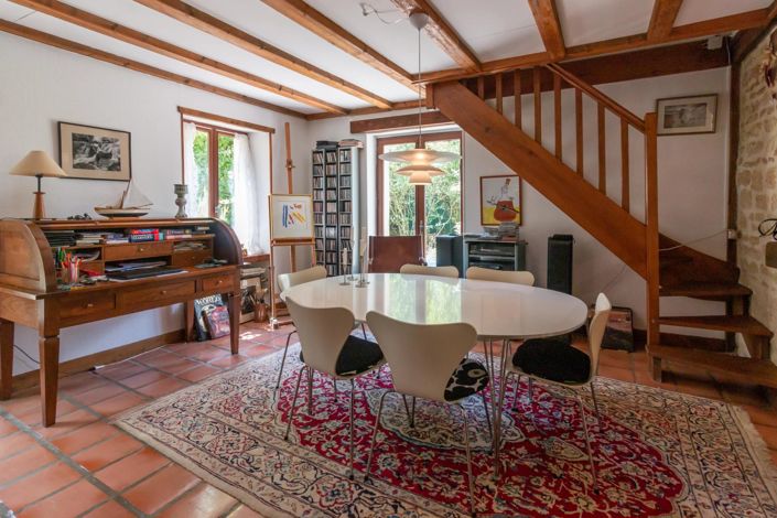 Image No.6-2 Bed House for sale