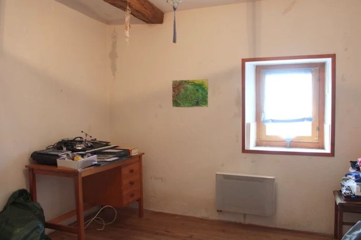 Image No.15-4 Bed House for sale