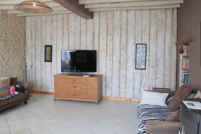 Image No.9-4 Bed House for sale