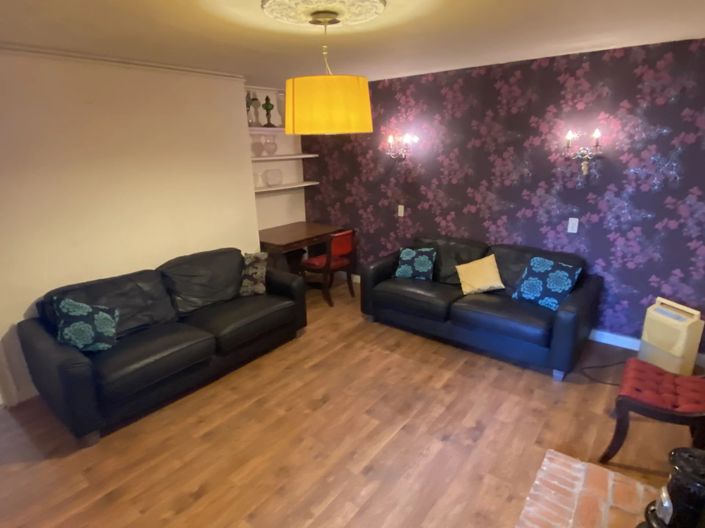 Image No.11-6 Bed House for sale