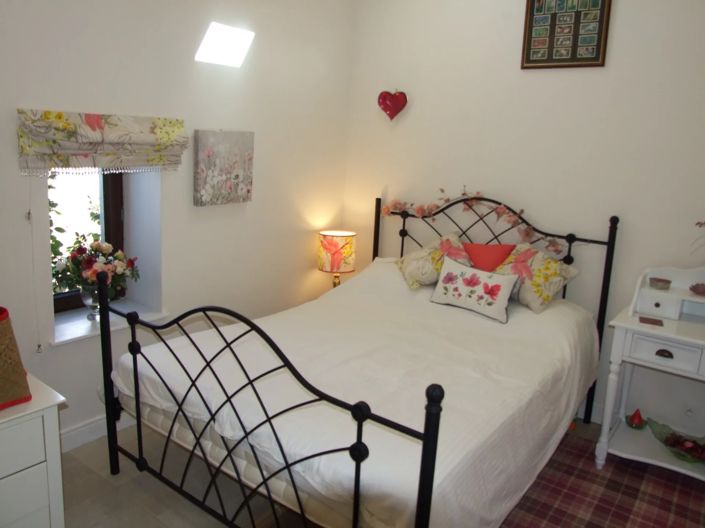 Image No.14-4 Bed House for sale