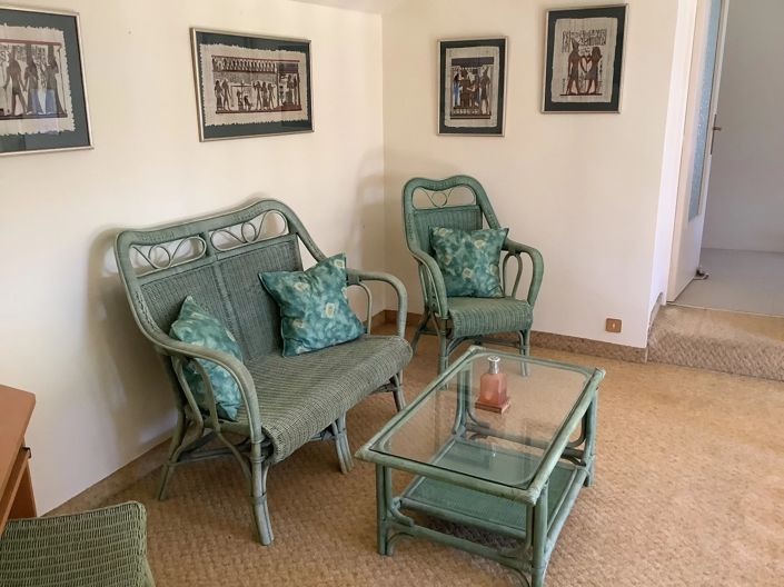 Image No.13-4 Bed House for sale