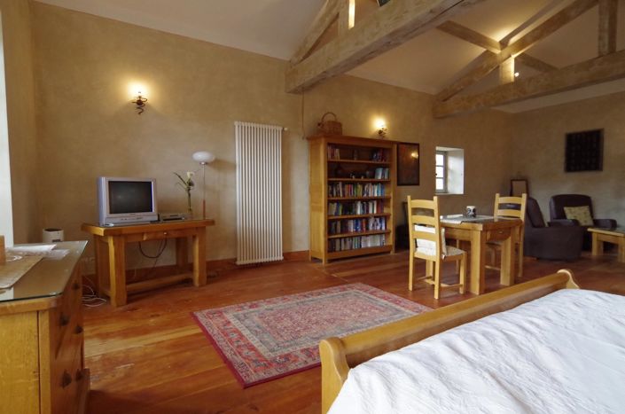 Image No.12-5 Bed House for sale