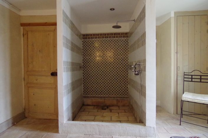 Image No.14-5 Bed House for sale