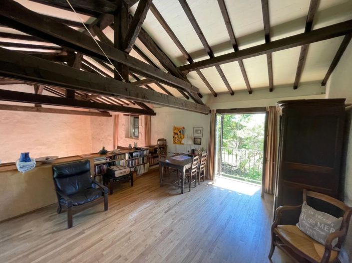 Image No.10-4 Bed House for sale