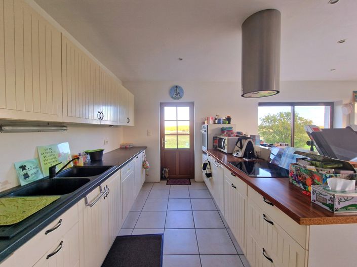 Image No.2-7 Bed House for sale