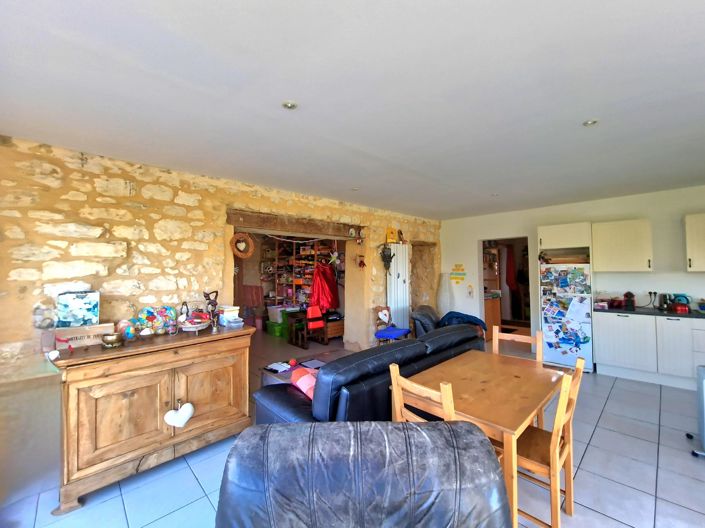 Image No.4-7 Bed House for sale