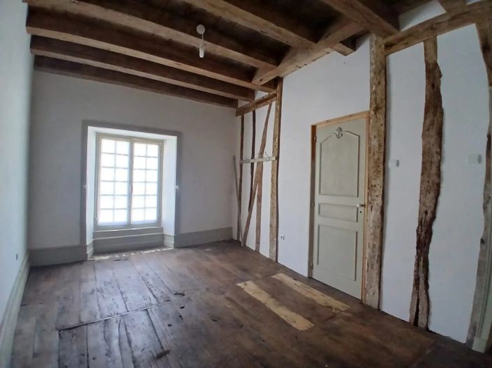Image No.10-Maison de village de 4 chambres à vendre à Les Salles-Lavauguyon