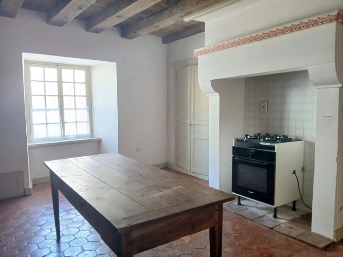 Image No.4-Maison de village de 4 chambres à vendre à Les Salles-Lavauguyon