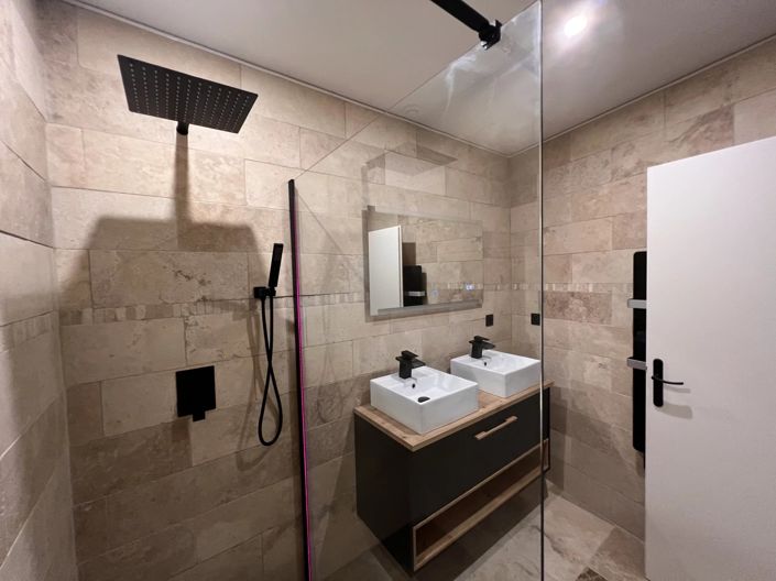 Image No.7-3 Bed Village House for sale