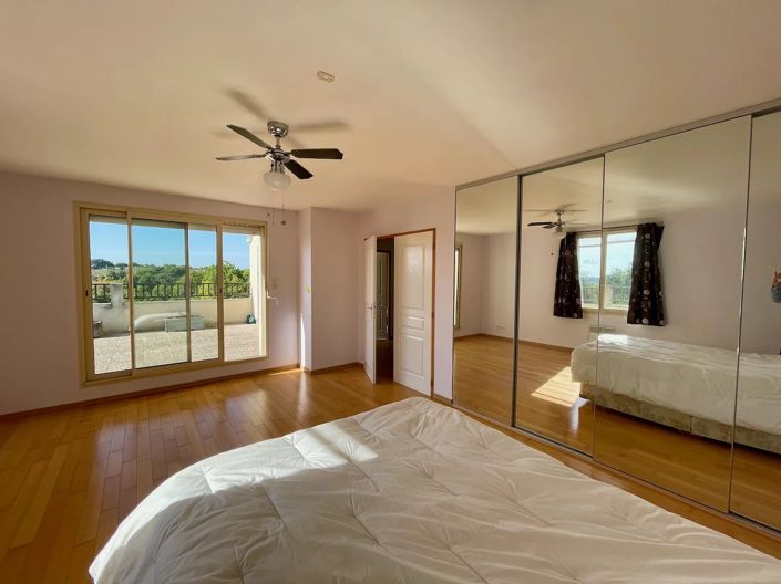 Image No.7-3 Bed House for sale