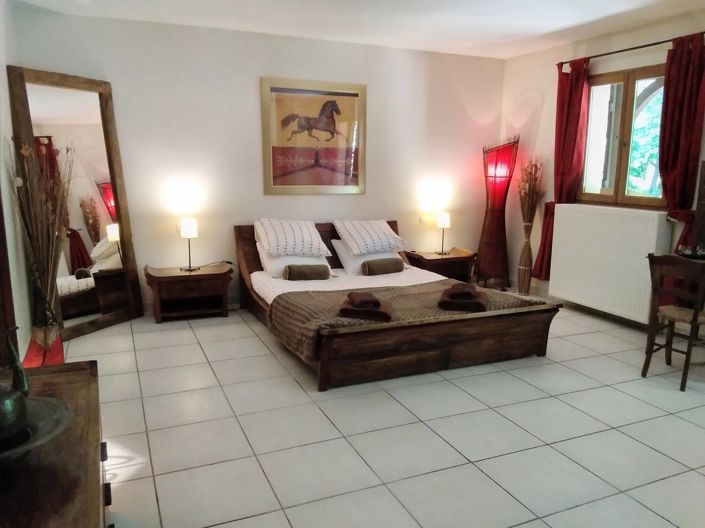 Image No.13-9 Bed House for sale